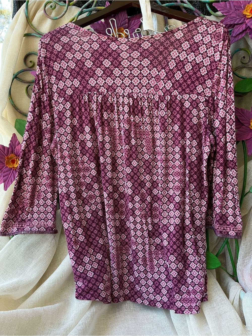 Women's Floral-Print Maroon Pullover Flowy Top